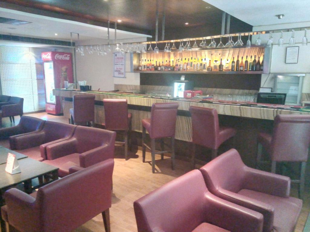 新罕布什尔州广场酒店 海得拉巴 外观 照片